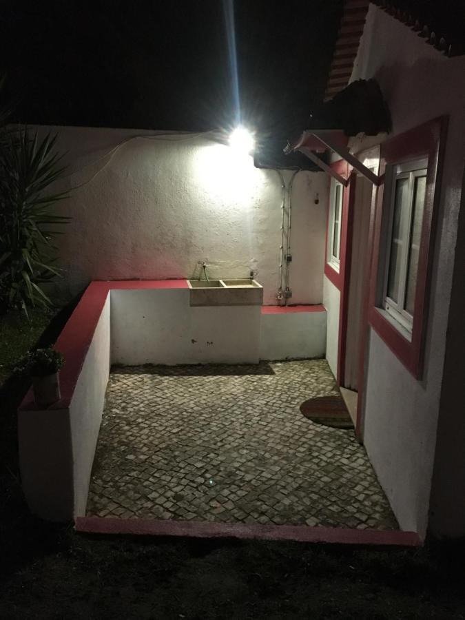 فيلا Lisbon Cozy House W/Garden And Pool Valejas المظهر الخارجي الصورة